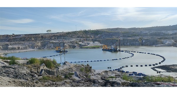 山東金銳疏浚建造的4000流量全電動(dòng)水下泵絞吸船服務(wù)馬來西亞錫礦治理